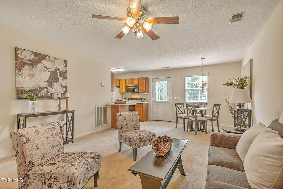Photo #5: 1103 Milton Court