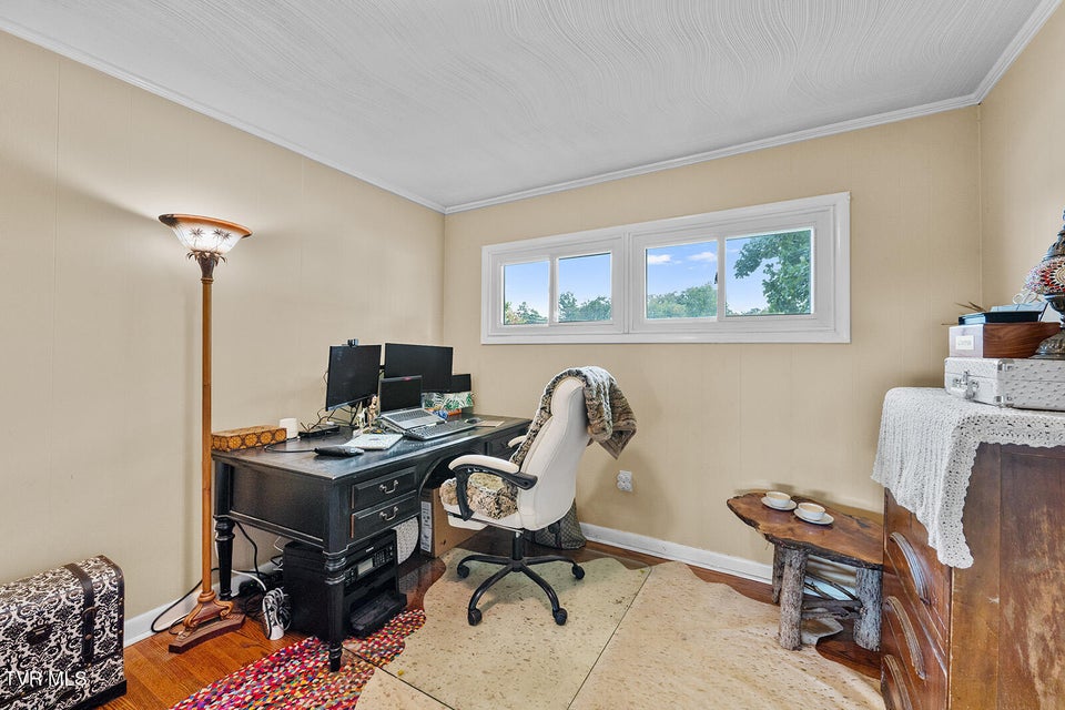 Photo #14: 124 Pershing Avenue