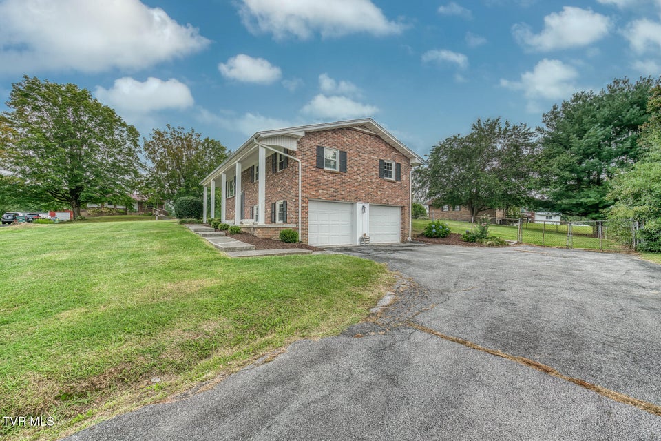 Photo #36: 110 Norwood Drive