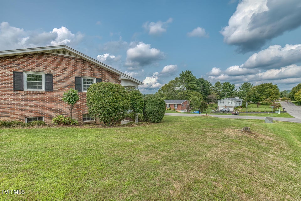 Photo #39: 110 Norwood Drive