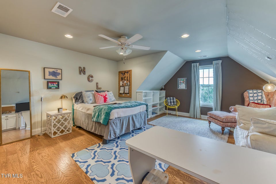 Photo #35: 2416 Edinburgh Channel Road