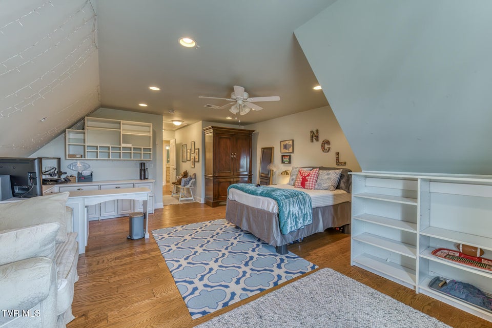 Photo #37: 2416 Edinburgh Channel Road