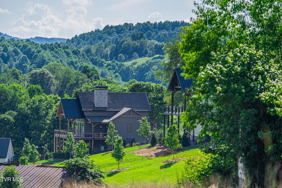 Photo #4: 136 Farmhouse Village Trail