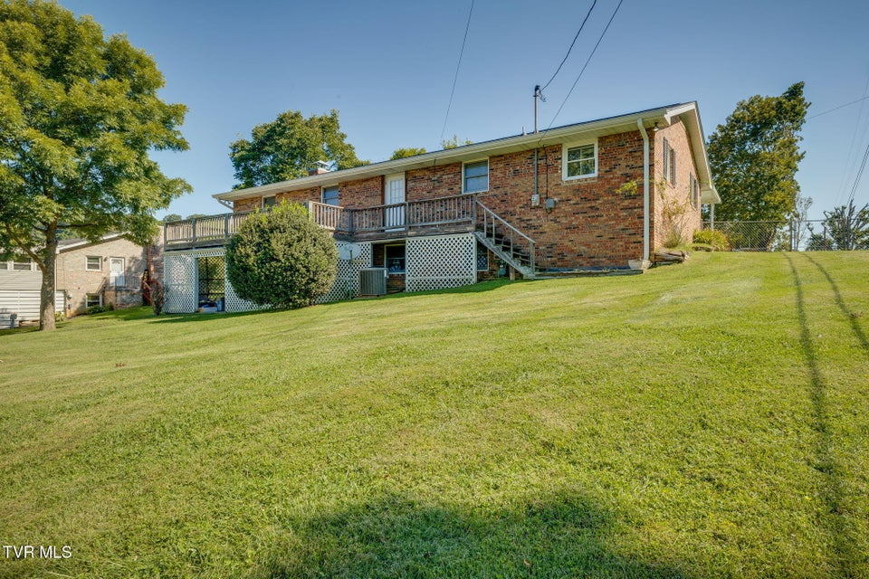 Photo #38: 907 Ithaca Street