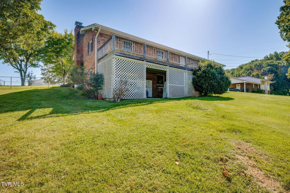 Photo #42: 907 Ithaca Street