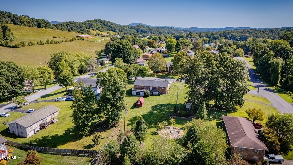 Photo #41: 907 Ithaca Street