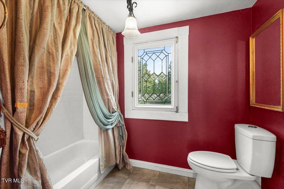 Photo #29: 283 Telford Road