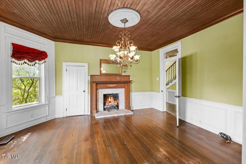 Photo #24: 283 Telford Road