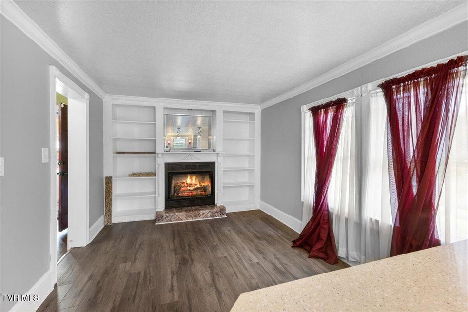 Photo #31: 283 Telford Road