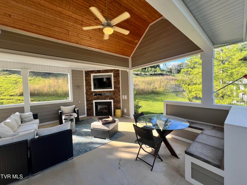 Photo #51: 2416 Edinburgh Channel Road