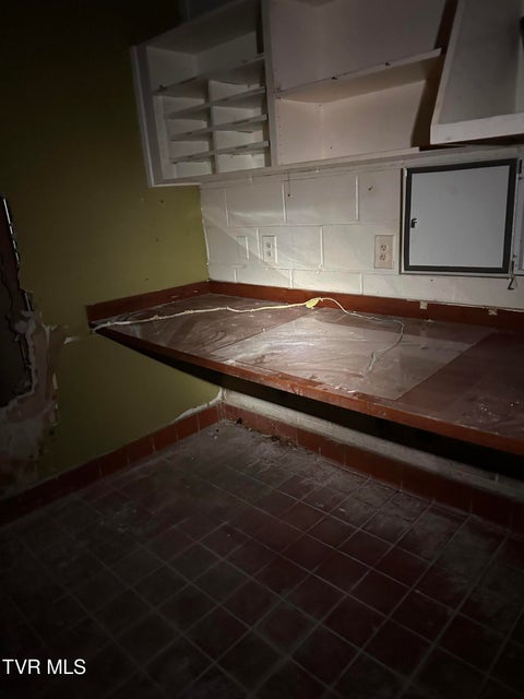 Photo #34: 3315 Linden Drive