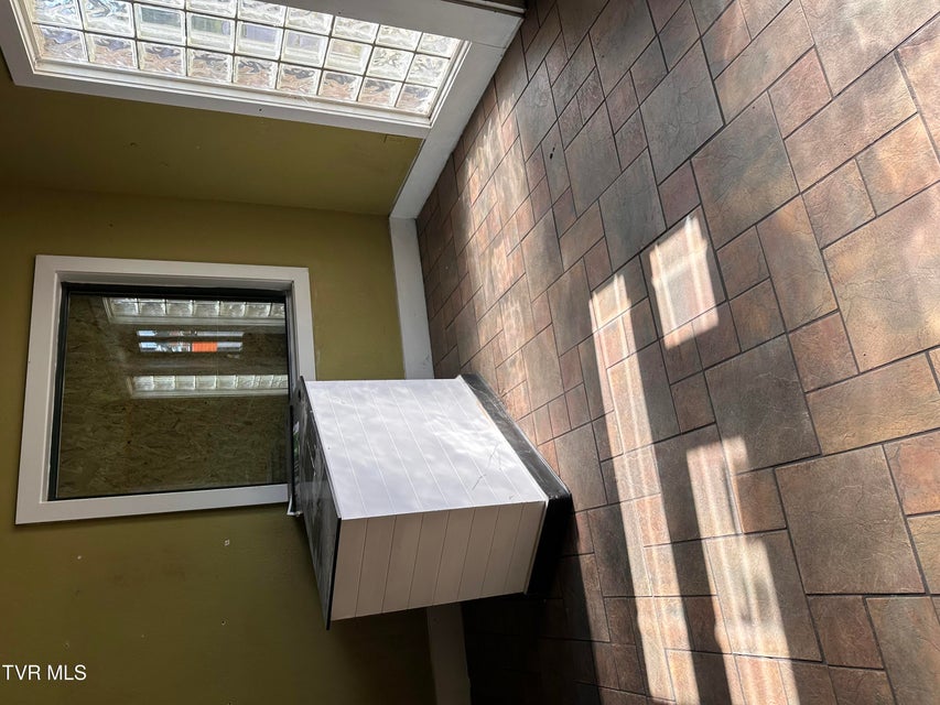 Photo #9: 3315 Linden Drive