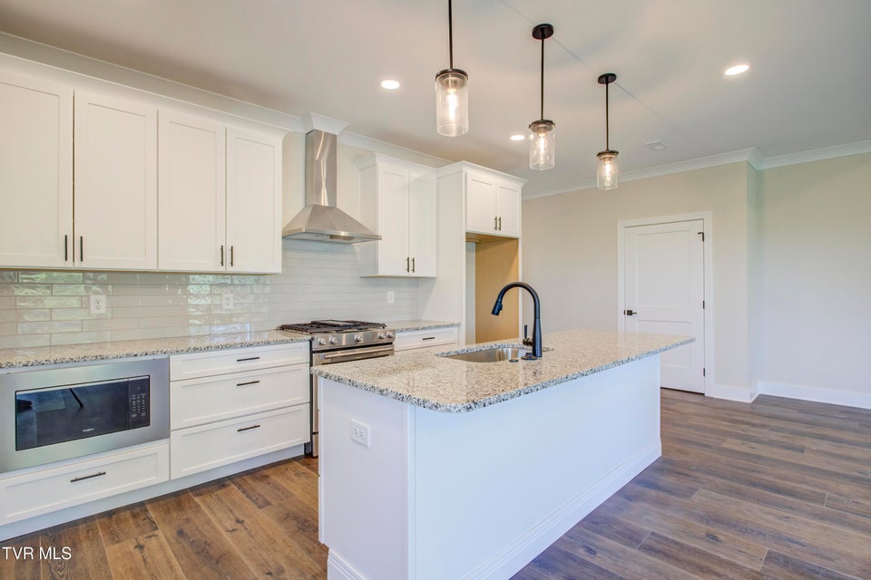 Photo #18: 286 Dry Kiln Court