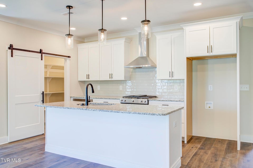 Photo #20: 286 Dry Kiln Court