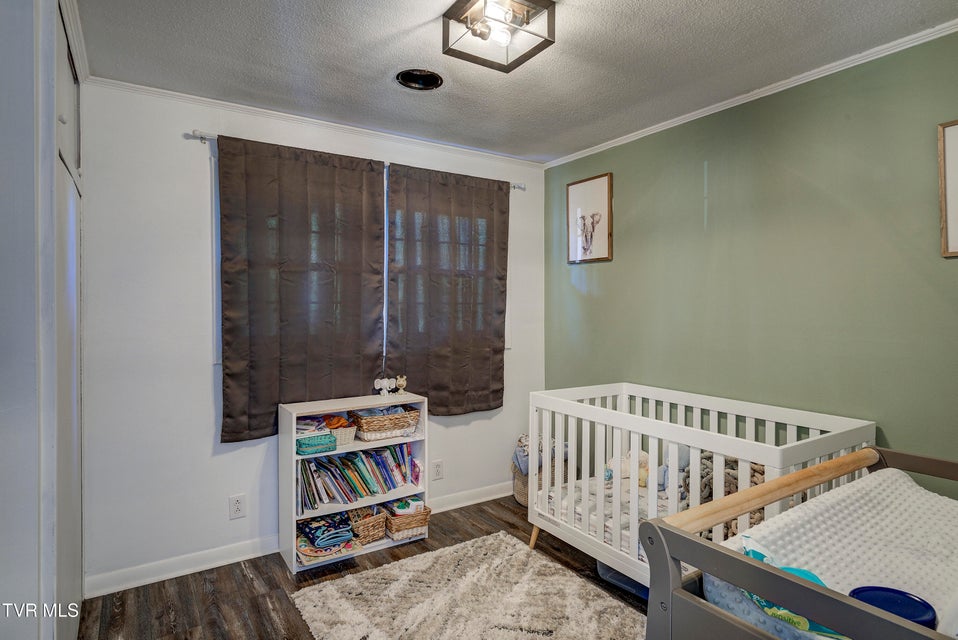 Photo #27: 110 Hopeville Avenue