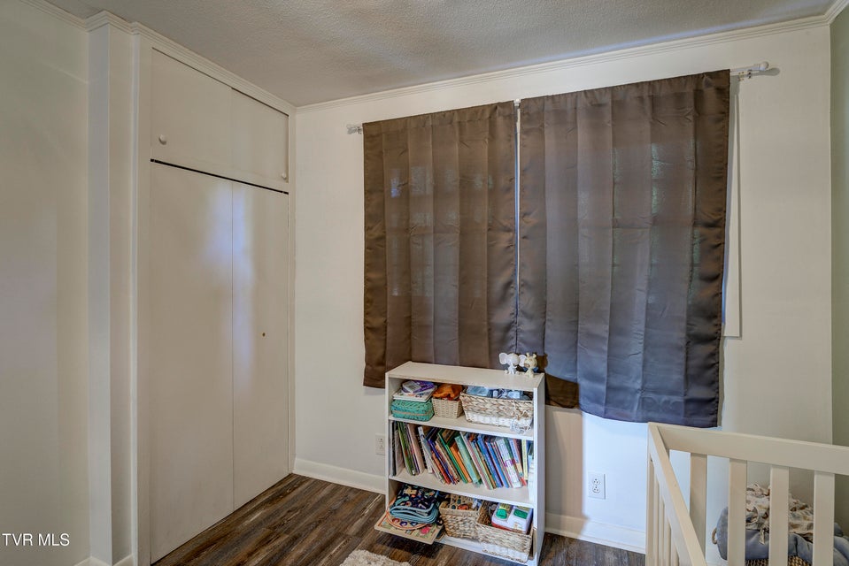 Photo #28: 110 Hopeville Avenue