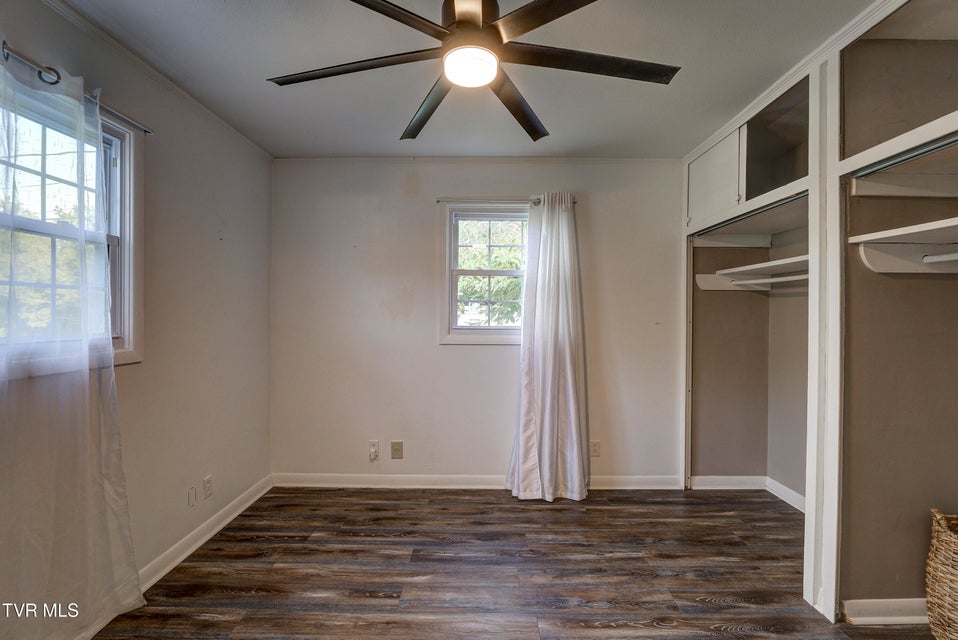 Photo #30: 110 Hopeville Avenue