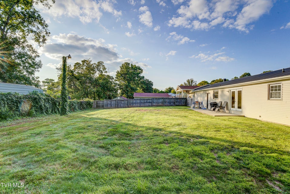 Photo #38: 110 Hopeville Avenue