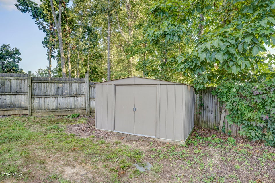 Photo #39: 110 Hopeville Avenue