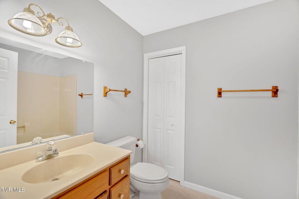 Photo #23: 887 Berry Road