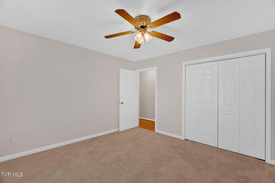 Photo #22: 887 Berry Road