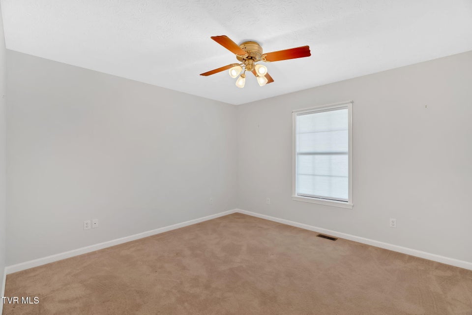 Photo #21: 887 Berry Road