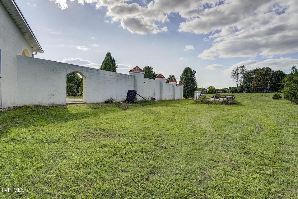 Photo #48: 8845 107 Cutoff 