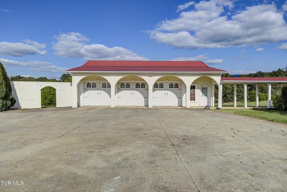 Photo #53: 8845 107 Cutoff 