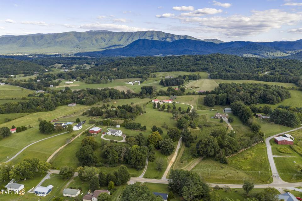 Photo #69: 8845 107 Cutoff 