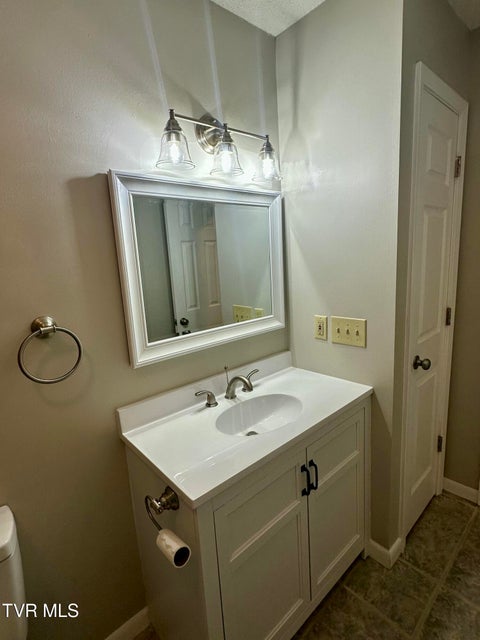 Photo #6: 172 Village Lane