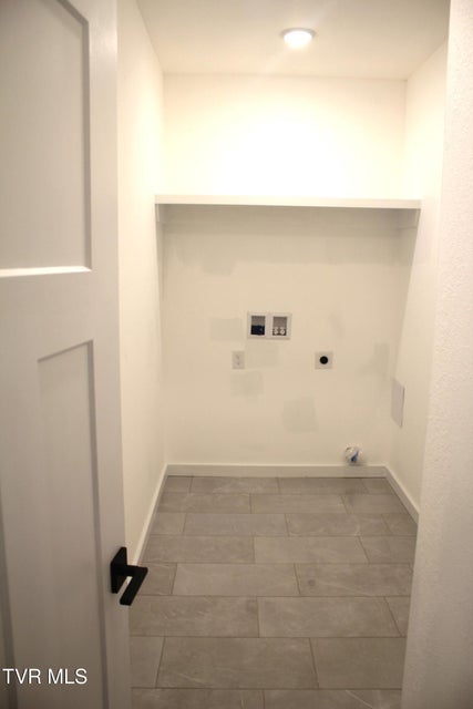 Photo #7: 225 Dry Kiln Court