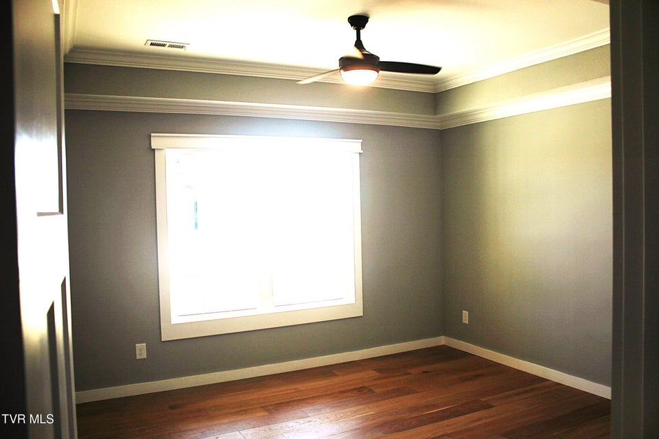 Photo #8: 225 Dry Kiln Court