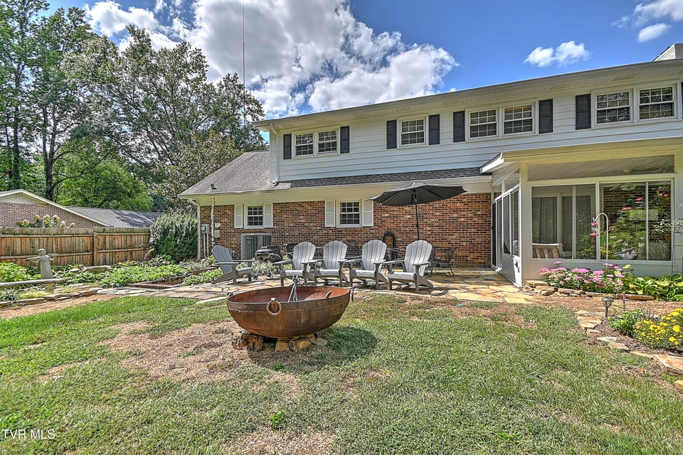 Photo #16: 104 Forest Hills Drive