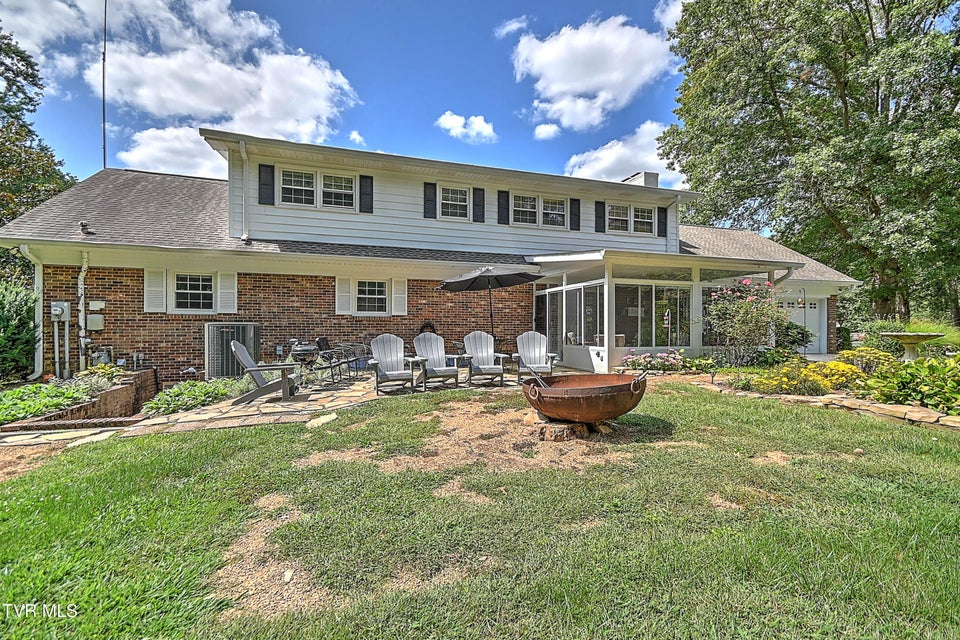 Photo #17: 104 Forest Hills Drive