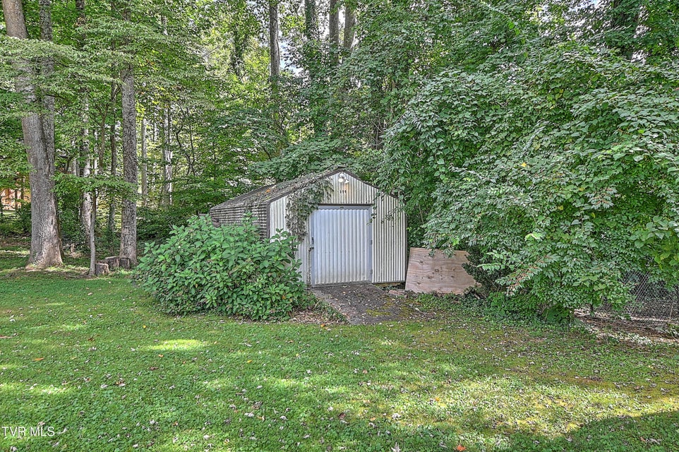 Photo #20: 104 Forest Hills Drive