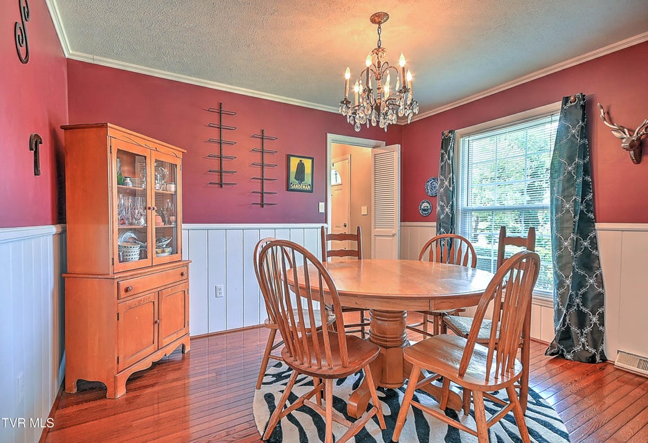 Photo #25: 104 Forest Hills Drive