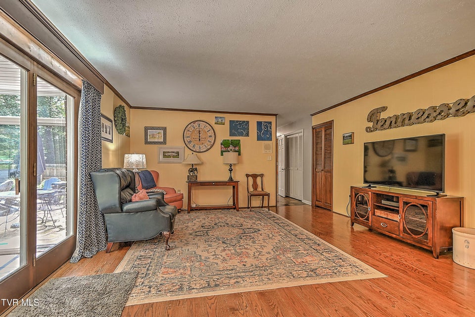 Photo #40: 104 Forest Hills Drive