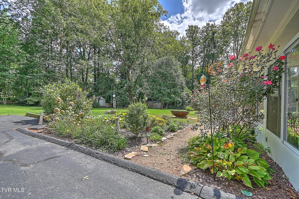 Photo #18: 104 Forest Hills Drive