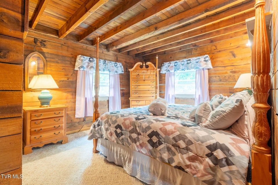 Photo #31: 1148 Millers Bluff Road