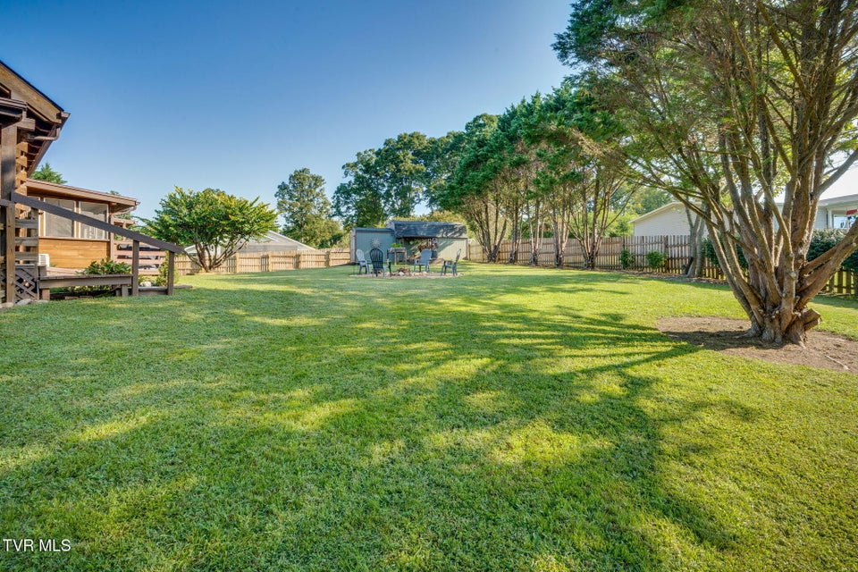 Photo #31: 320 Barren Road