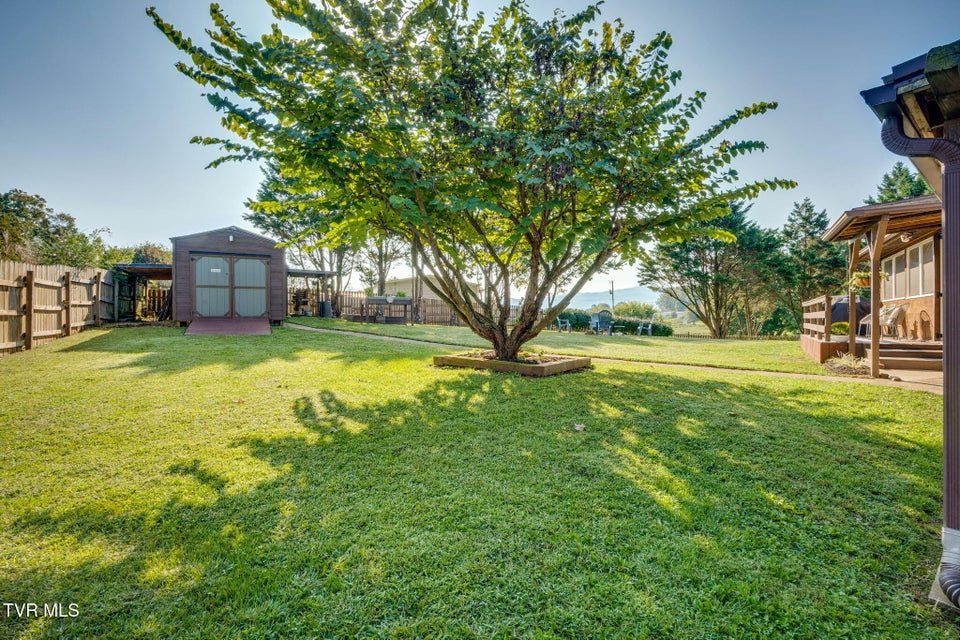 Photo #34: 320 Barren Road