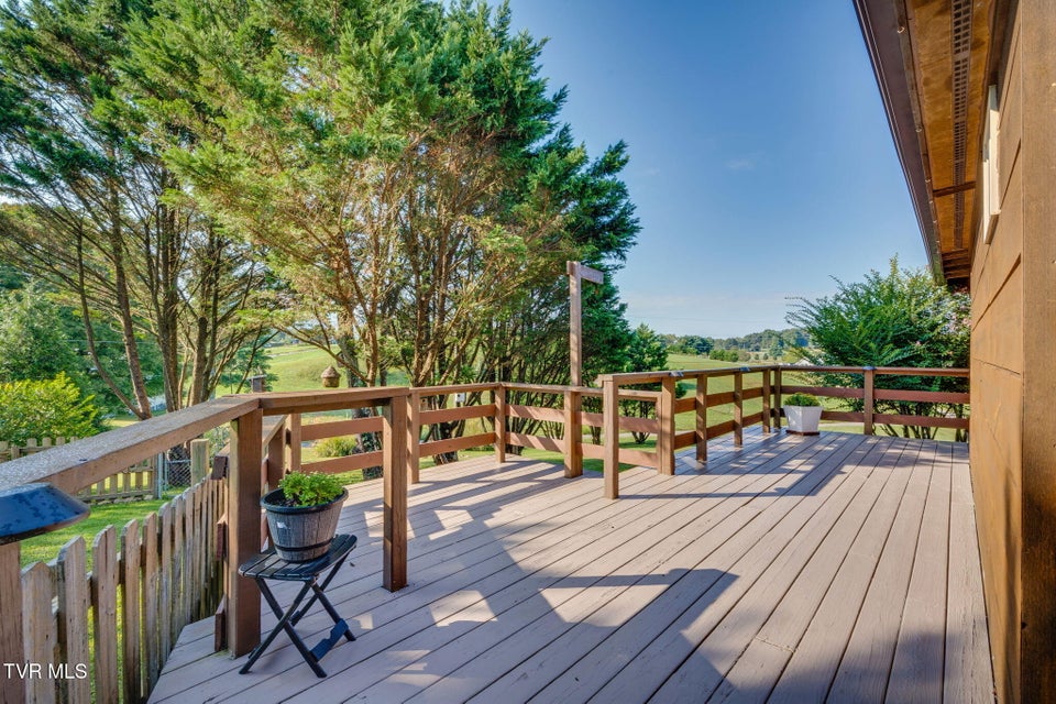 Photo #38: 320 Barren Road