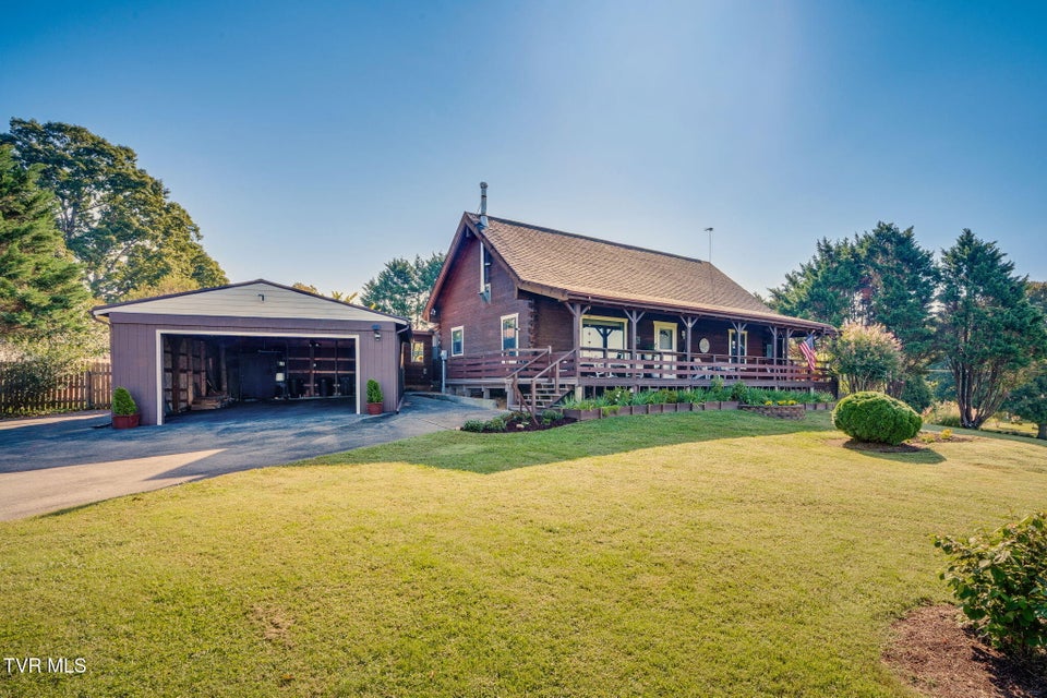 Photo #2: 320 Barren Road