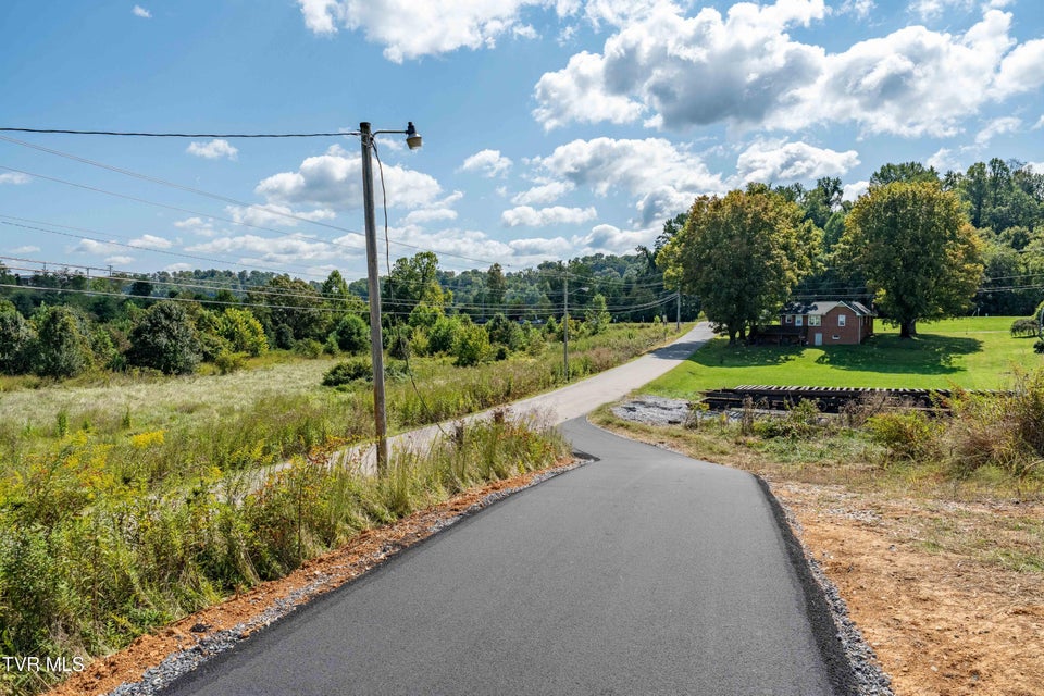 Photo #50: 131 New Hope Road