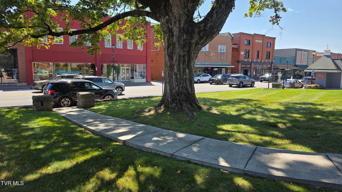 Photo #3: 231 Main Street