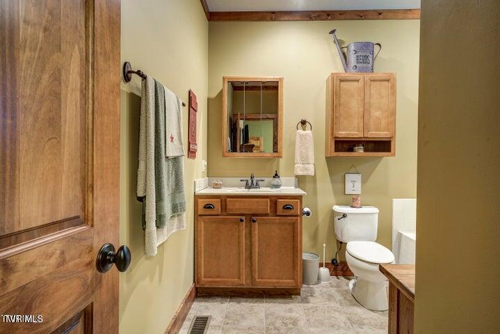 Photo #17: 301 Cabin Orchard Road