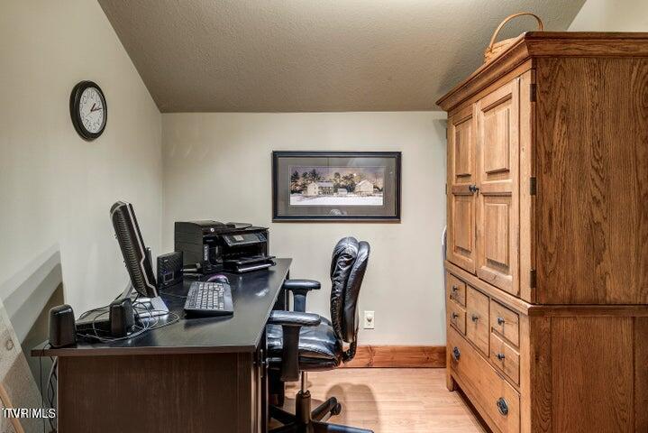 Photo #20: 301 Cabin Orchard Road