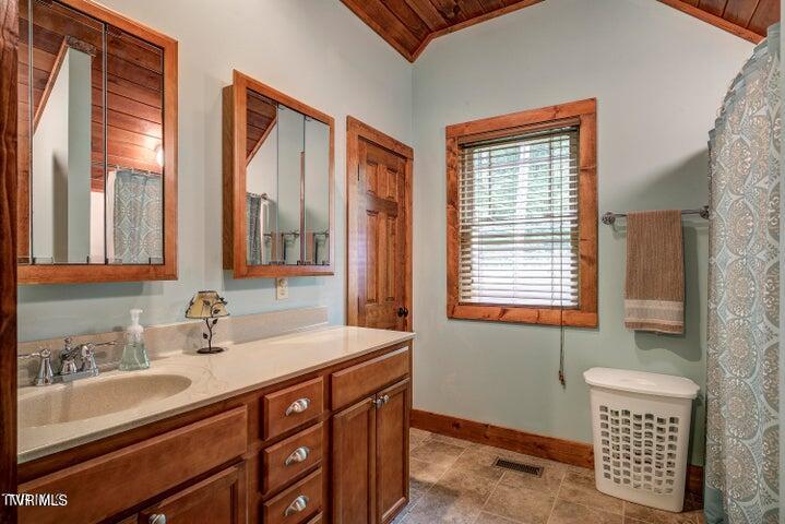 Photo #23: 301 Cabin Orchard Road