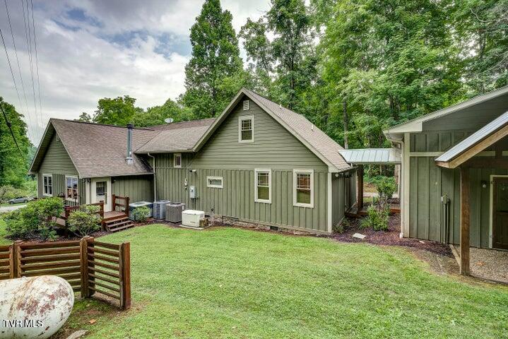 Photo #32: 301 Cabin Orchard Road