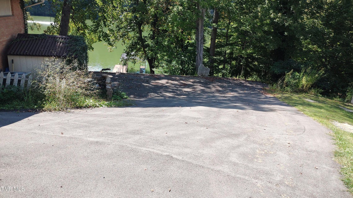 Photo #4: 3605 Hemlock Park Drive
